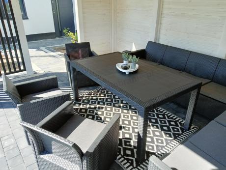 Zestaw dla 11 osób z narożnikiem Nedler VIII, trzema fotelami i stołem obiadowym - grafit