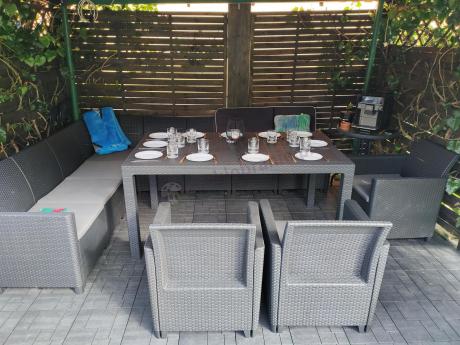 Zestaw dla 11 osób z narożnikiem Nedler VIII, trzema fotelami i stołem obiadowym - grafit