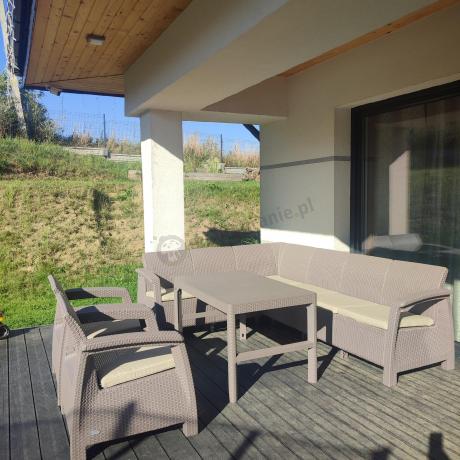 Zestaw dla 8 osób z narożnikiem, stołem podnoszonym i dwoma fotelami Relly VI capuccino