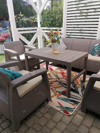 Zestaw dla 8 osób z narożnikiem, stołem podnoszonym i dwoma fotelami Relly VI capuccino