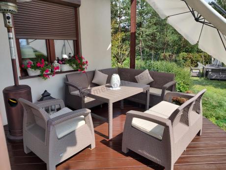 Zestaw dla 8 osób z narożnikiem, stołem podnoszonym i dwoma fotelami Relly VI capuccino