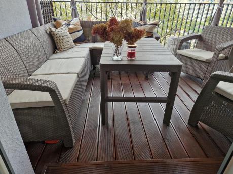 Zestaw dla 8 osób z narożnikiem, stołem podnoszonym i dwoma fotelami Relly VI capuccino