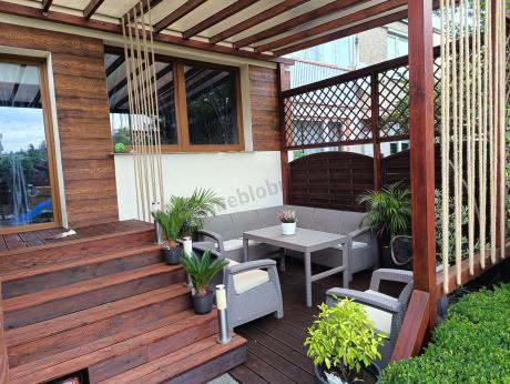 Zestaw dla 8 osób z narożnikiem, stołem podnoszonym i dwoma fotelami Relly VI capuccino