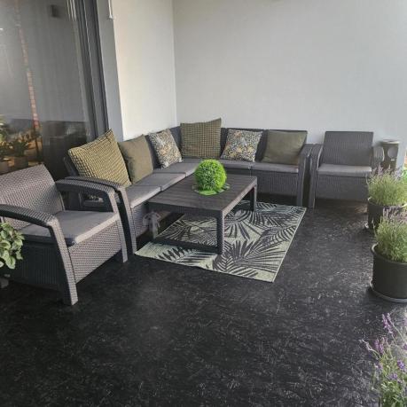 Zestaw dla 8 osób z narożnikiem, stołem podnoszonym i dwoma fotelami Relly VI grafit
