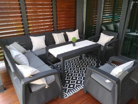 Zestaw dla 8 osób z narożnikiem, stołem podnoszonym i dwoma fotelami Relly VI grafit