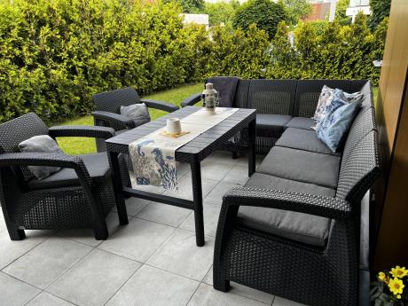 Zestaw dla 8 osób z narożnikiem, stołem podnoszonym i dwoma fotelami Relly VI grafit