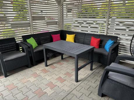 Zestaw dla 8 osób z narożnikiem, stołem podnoszonym i dwoma fotelami Relly VI grafit