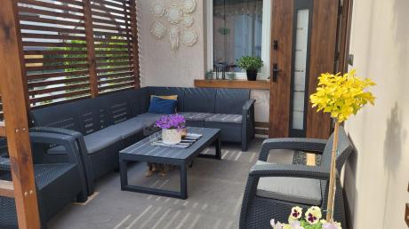 Zestaw dla 8 osób z narożnikiem, stołem podnoszonym i dwoma fotelami Relly VI grafit