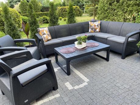 Zestaw dla 8 osób z narożnikiem, stołem podnoszonym i dwoma fotelami Relly VI grafit