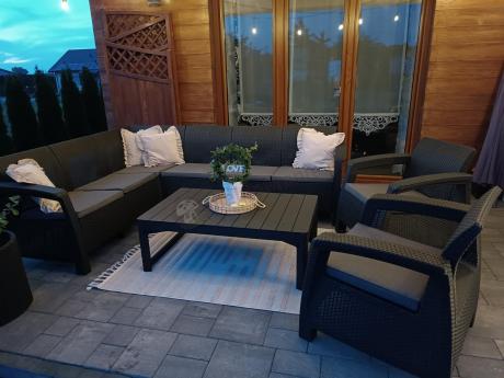 Zestaw dla 8 osób z narożnikiem, stołem podnoszonym i dwoma fotelami Relly VI grafit