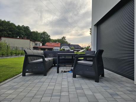 Zestaw dla 8 osób z narożnikiem, stołem podnoszonym i dwoma fotelami Relly VI grafit