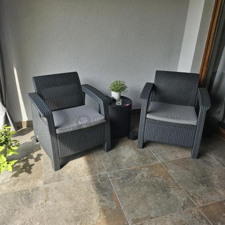 Zestaw dla 8 osób z narożnikiem, stołem podnoszonym i dwoma fotelami Relly VI grafit