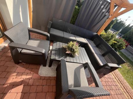 Zestaw dla 8 osób z narożnikiem, stołem podnoszonym i dwoma fotelami Relly VI grafit