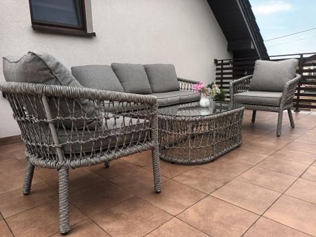 Zestaw mebli na taras w stylu rope - sofa 3 osobowa, fotele i stolik - Lirana - Cream