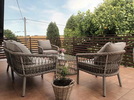 Zestaw mebli na taras w stylu rope - sofa 3 osobowa, fotele i stolik - Lirana - Cream