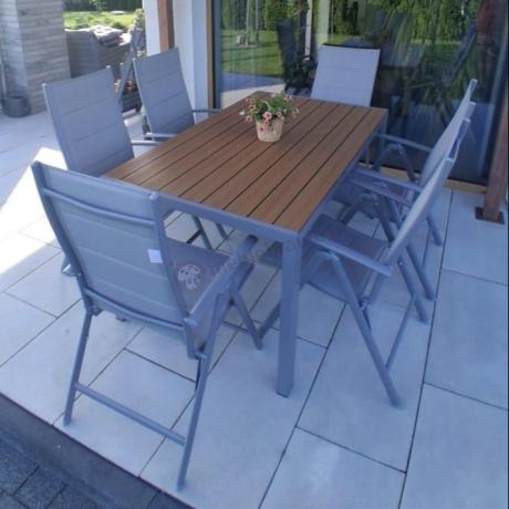 Zestaw mebli na taras ze stołem obiadowym i składanymi krzesłami - Kanbery Wood Silver 6+1