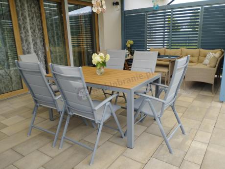 Zestaw mebli na taras ze stołem obiadowym i składanymi krzesłami - Kanbery Wood Silver 6+1