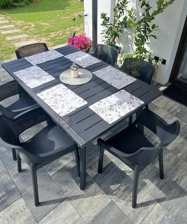 Zestaw mebli obiadowych dla 10 osób Kantara Modern z rozkładanym stołem 160-240 cm i 10 sztaplowanymi krzesłami