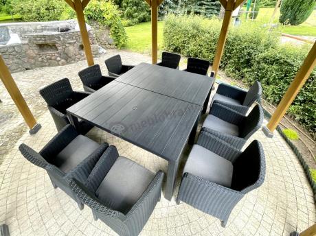Zestaw mebli obiadowych do ogrodu dla 10 osób z dużym stołem Meblobranie TJD10 grafit