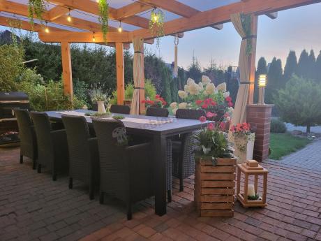 Zestaw mebli obiadowych do ogrodu dla 10 osób z dużym stołem Meblobranie TJD10 grafit