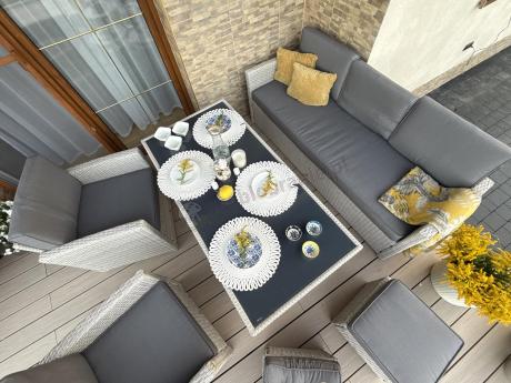 Zestaw mebli obiadowych z technorattanu Cofete Dining – Grey