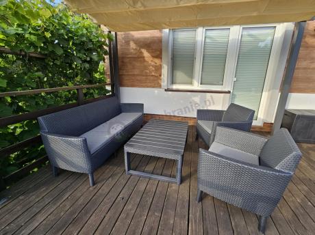 zestaw ogrodowy na nóżkach