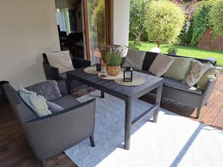 zestaw ogrodowy na nóżkach