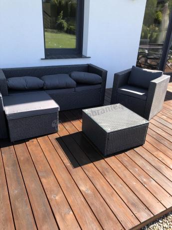 Ciemnoszary zestaw mebli ogrodowych ze stolikiem kawowym