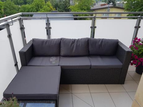 Ciemnoszary zestaw mebli ogrodowych ze stolikiem kawowym