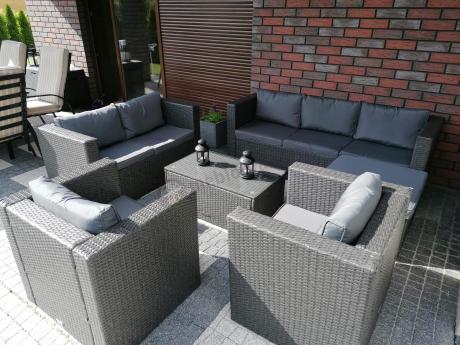 Antracytowy zestaw ogrodowy z technorattanu dla 8 osób