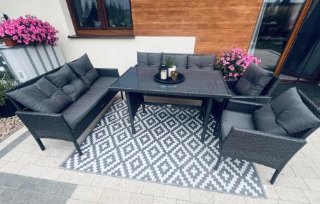 Zestaw mebli ogrodowych z technorattanu z 2 sofami, 2 fotelami i stołem Torino Grande antracyt