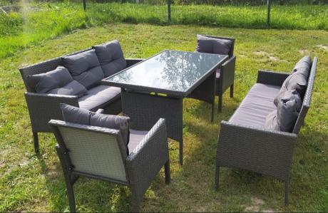 Zestaw mebli ogrodowych z technorattanu z 2 sofami, 2 fotelami i stołem Torino Grande antracyt
