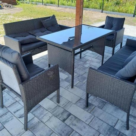 Zestaw mebli ogrodowych z technorattanu z 2 sofami, 2 fotelami i stołem Torino Grande antracyt