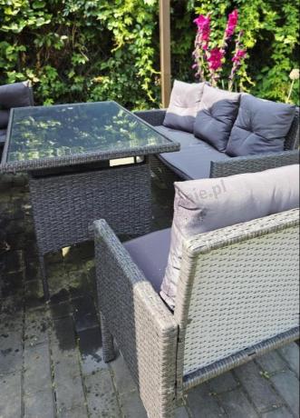 Zestaw mebli ogrodowych z technorattanu z 2 sofami, 2 fotelami i stołem Torino Grande antracyt