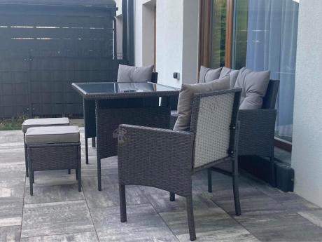 Zestaw mebli ogrodowych z technorattanu z sofą 140cm i fotelami Torino Dining antracyt