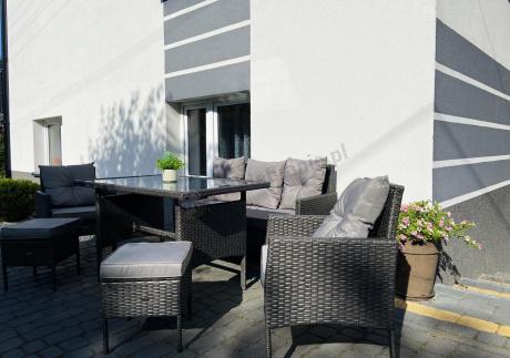 Zestaw mebli ogrodowych z technorattanu z sofą 140cm i fotelami Torino Dining antracyt