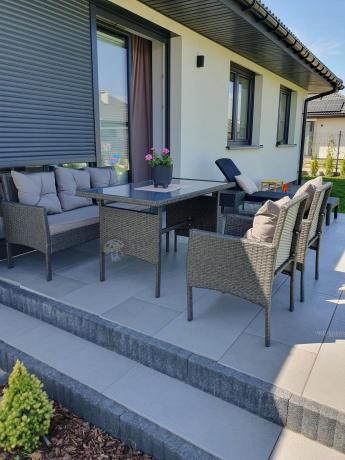 Zestaw mebli ogrodowych z technorattanu z sofą 140cm i fotelami Torino Dining antracyt