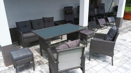 Zestaw mebli ogrodowych z technorattanu z sofą 140cm i fotelami Torino Dining antracyt