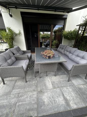 Zestaw mebli ogrodowych z wysokim stołem, sofą 175cm i fotelami Perata Dining Anthracite