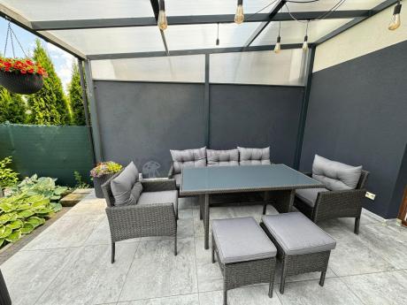 Zestaw mebli ogrodowych z wysokim stołem, sofą 175cm i fotelami Perata Dining Anthracite