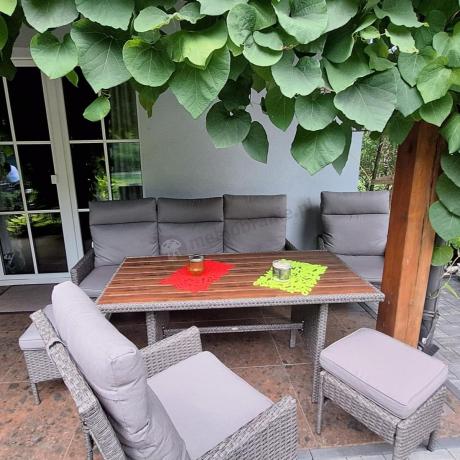 Zestaw mebli ogrodowych z wysokimi oparciami, stołem polywood, sofą 175cm Lirata Dining Antracytowy