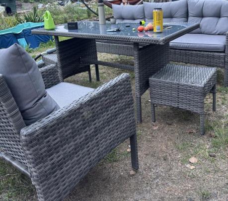 Zestaw mebli technorattanowych obiadowych z wysokim stołem Perata Dining - Dark Grey