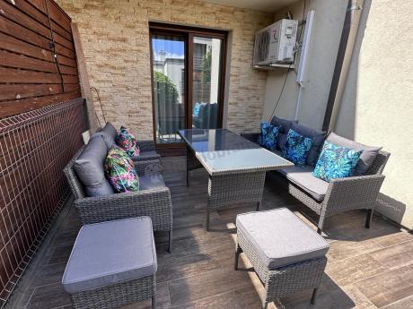 Zestaw mebli technorattanowych obiadowych z wysokim stołem Perata Dining - Dark Grey