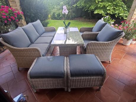 Zestaw mebli technorattanowych z sofą 180cm, fotelami, pufami i wysokim stołem Novici Dining Creme