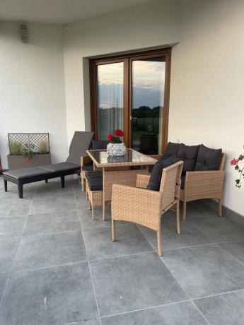 Zestaw mebli z technorattanu na taras Torino Dining – Yellow