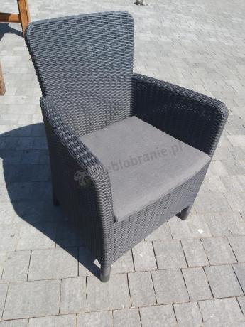 Zestaw na taras - Stół z parasolem i 8 foteli Meblobranie TF8 Plus grafit