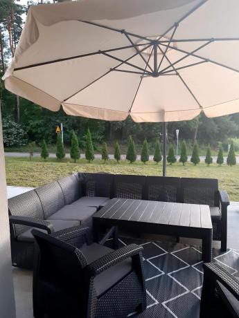 Zestaw na taras dla 9 osób z narożnikiem, stołem podnoszonym i trzema fotelami Relly VI grafit