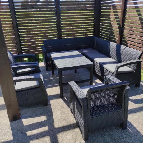 Zestaw na taras dla 9 osób z narożnikiem, stołem podnoszonym i trzema fotelami Relly VI grafit