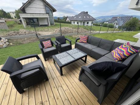 Zestaw na taras dla 9 osób z narożnikiem, stołem podnoszonym i trzema fotelami Relly VI grafit