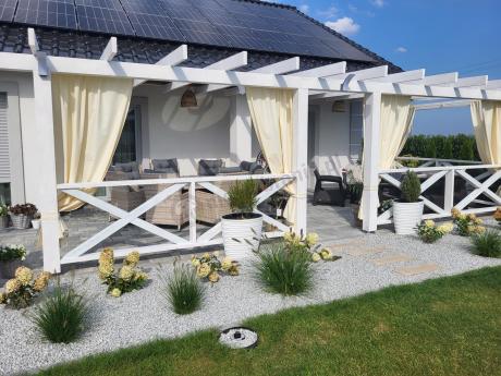 Zestaw obiadowy na taras technorattan Laritto 8+1 okrągły stół - Creme